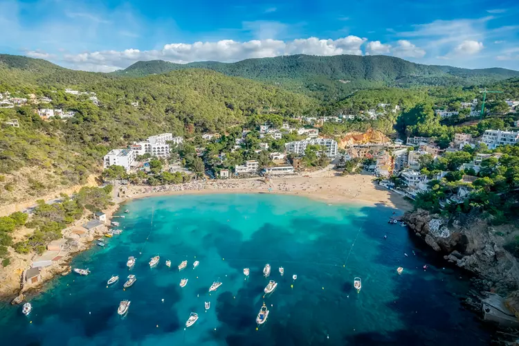 Playas con bandera azul en Ibiza 2025